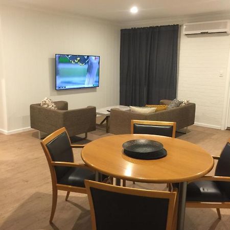 Intown Apartments Geraldton Exterior photo